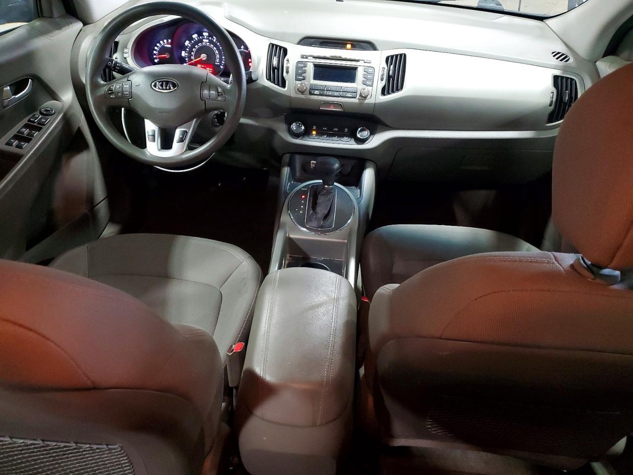 2012 KIA SPORTAGE — фото 8