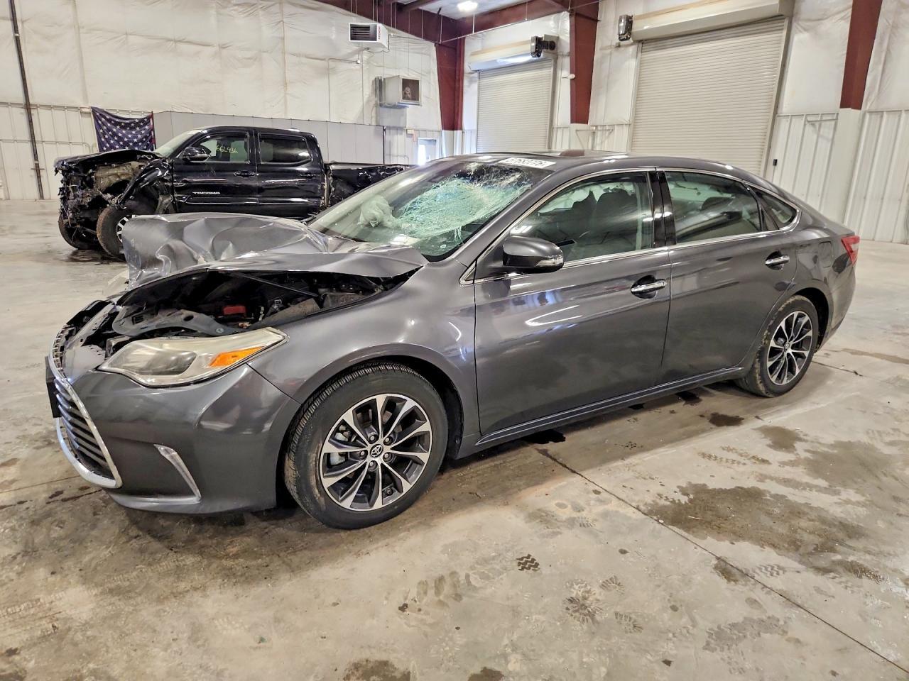 2017 TOYOTA AVALON — фото 1