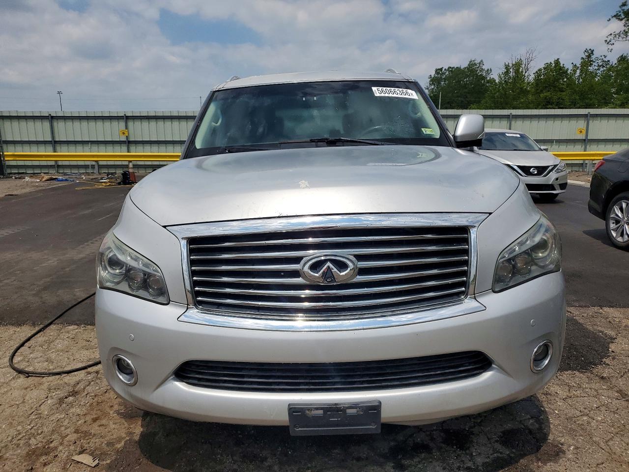 INFINITI QX56