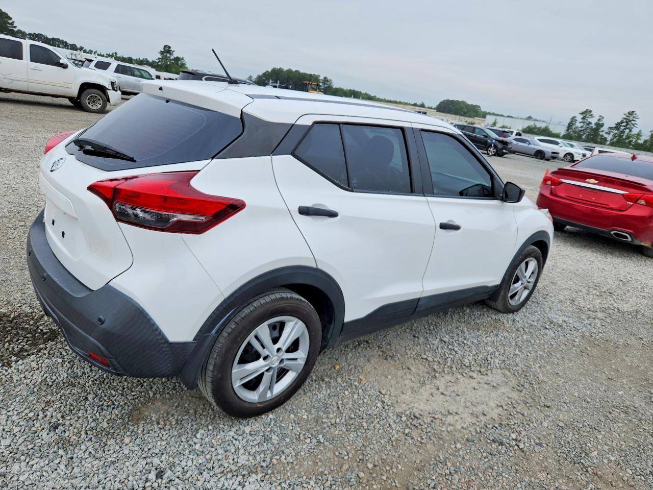 2020 NISSAN KICKS — фото 3