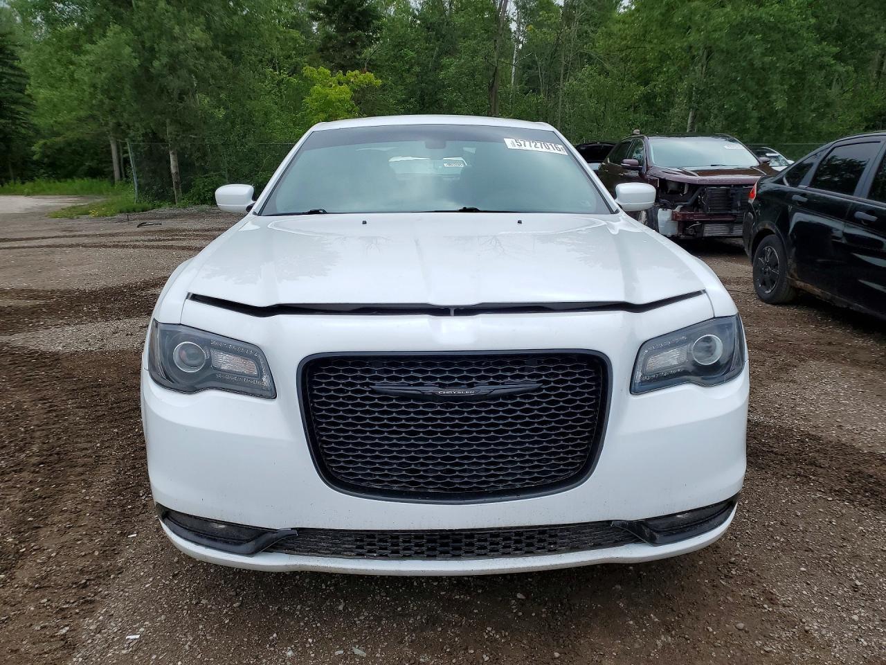 2018 CHRYSLER 300 — фото 5