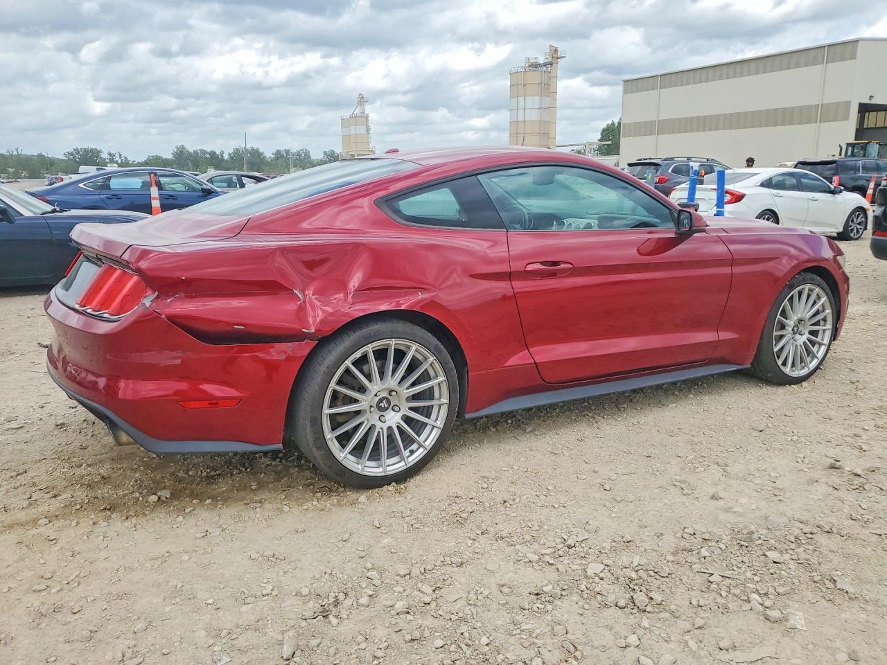 2015 FORD MUSTANG — фото 3