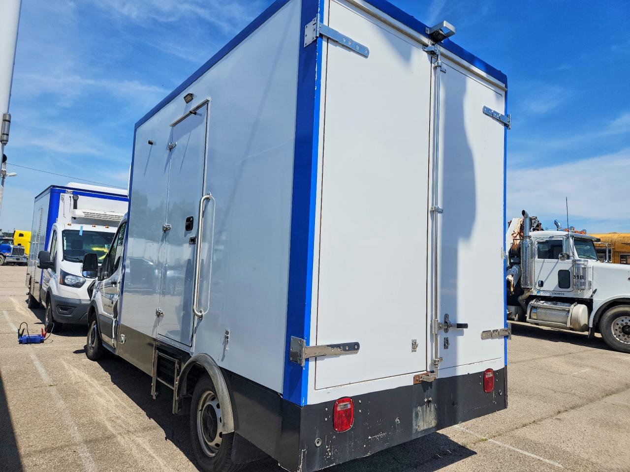 FORD TRANSIT