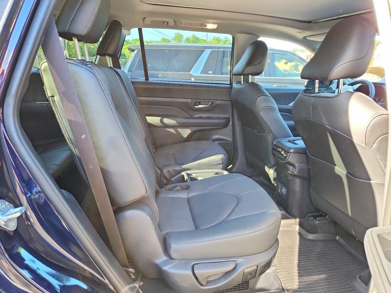 2026 TOYOTA HIGHLANDER HYBRID — фото 11