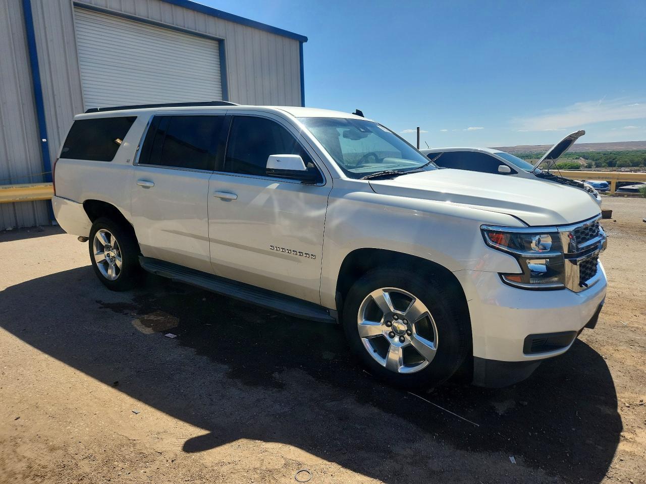 2015 CHEVROLET SUBURBAN — фото 4