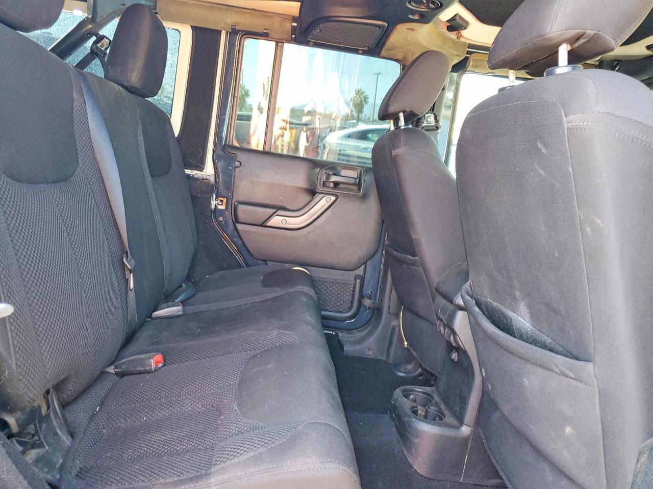 2017 JEEP WRANGLER — фото 11