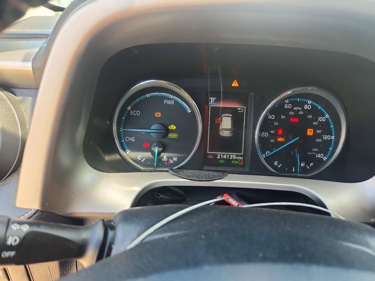 2018 TOYOTA RAV4 HYBRID — фото 9