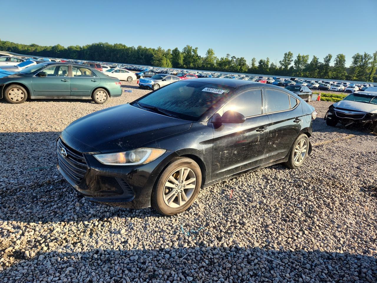 2017 HYUNDAI ELANTRA — фото 1