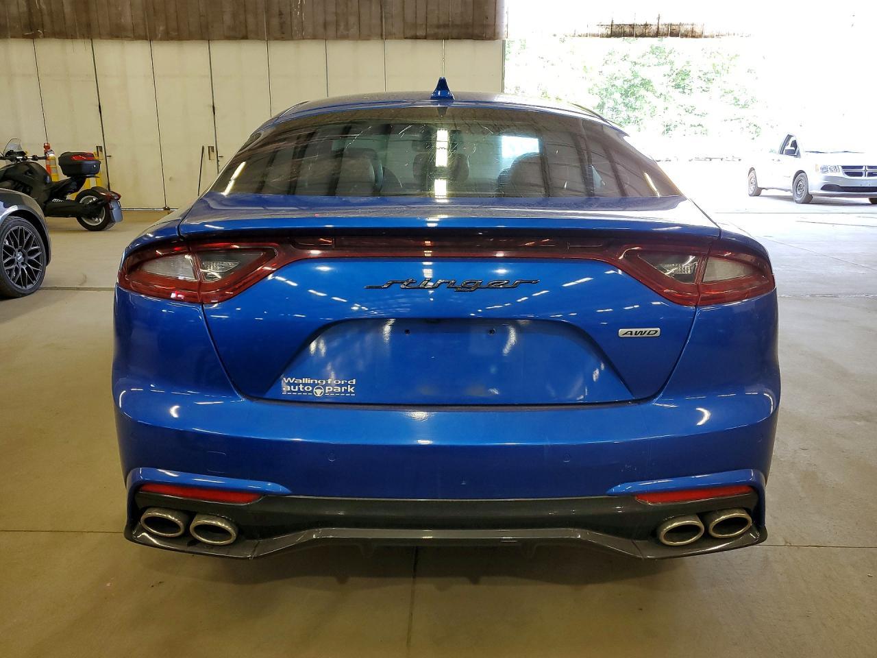 KIA STINGER