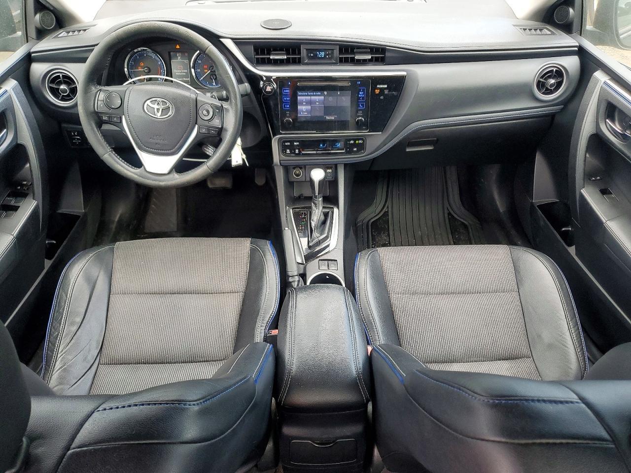 2017 TOYOTA COROLLA — фото 8