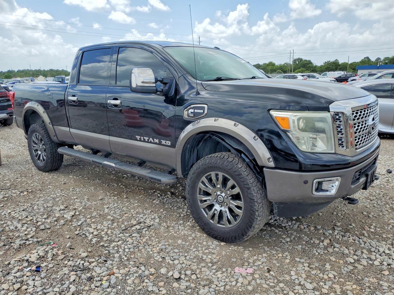2016 NISSAN TITAN — фото 4