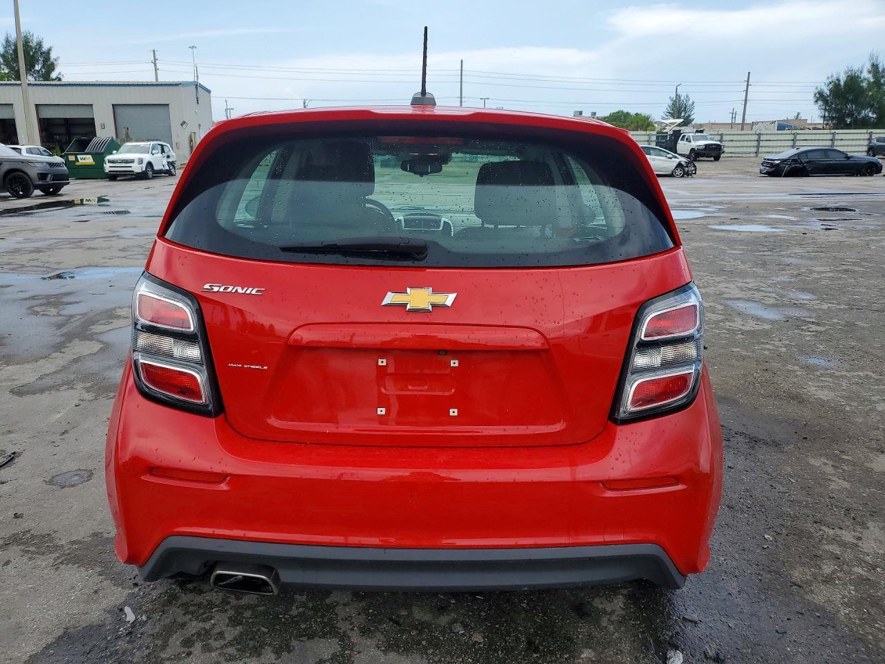 2020 CHEVROLET SONIC — фото 6