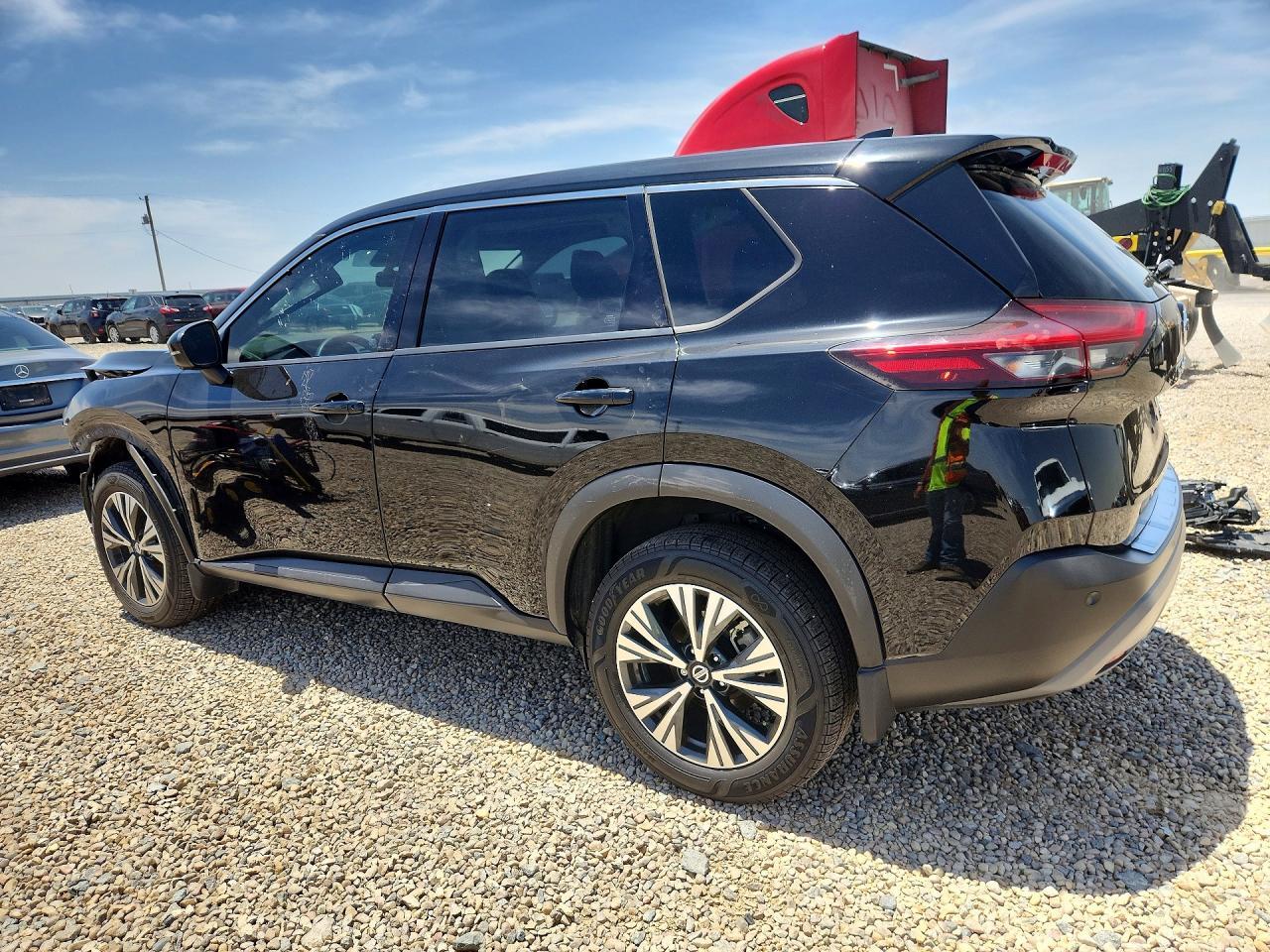 2021 NISSAN ROGUE — фото 2