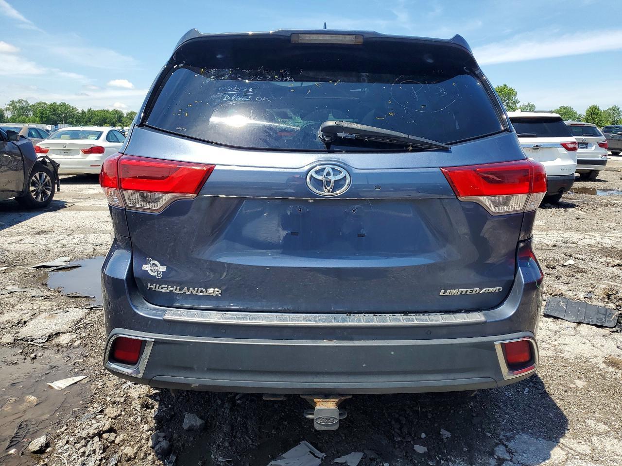 2018 TOYOTA HIGHLANDER — фото 6