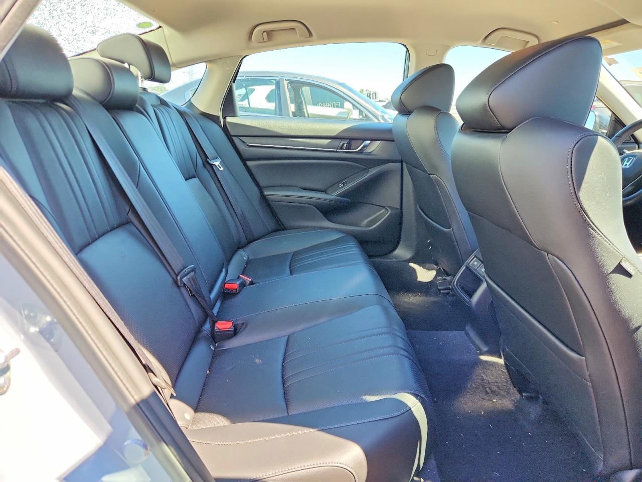 2022 HONDA ACCORD — фото 10
