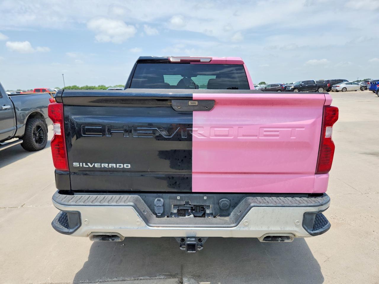 2019 CHEVROLET SILVERADO 1500 — фото 6