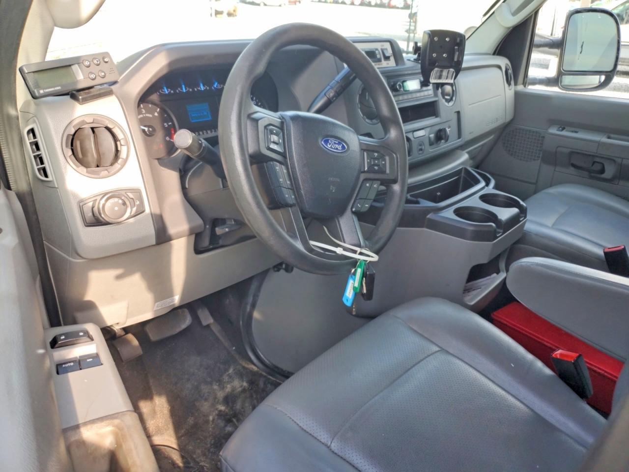2023 FORD E-350 — фото 8