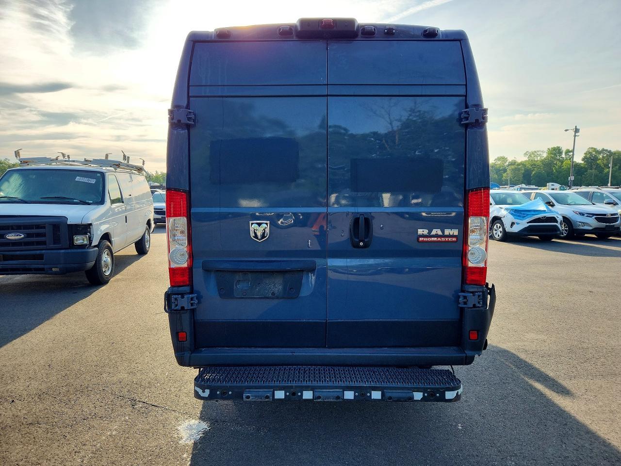 2021 RAM PROMASTER 3500 — фото 6