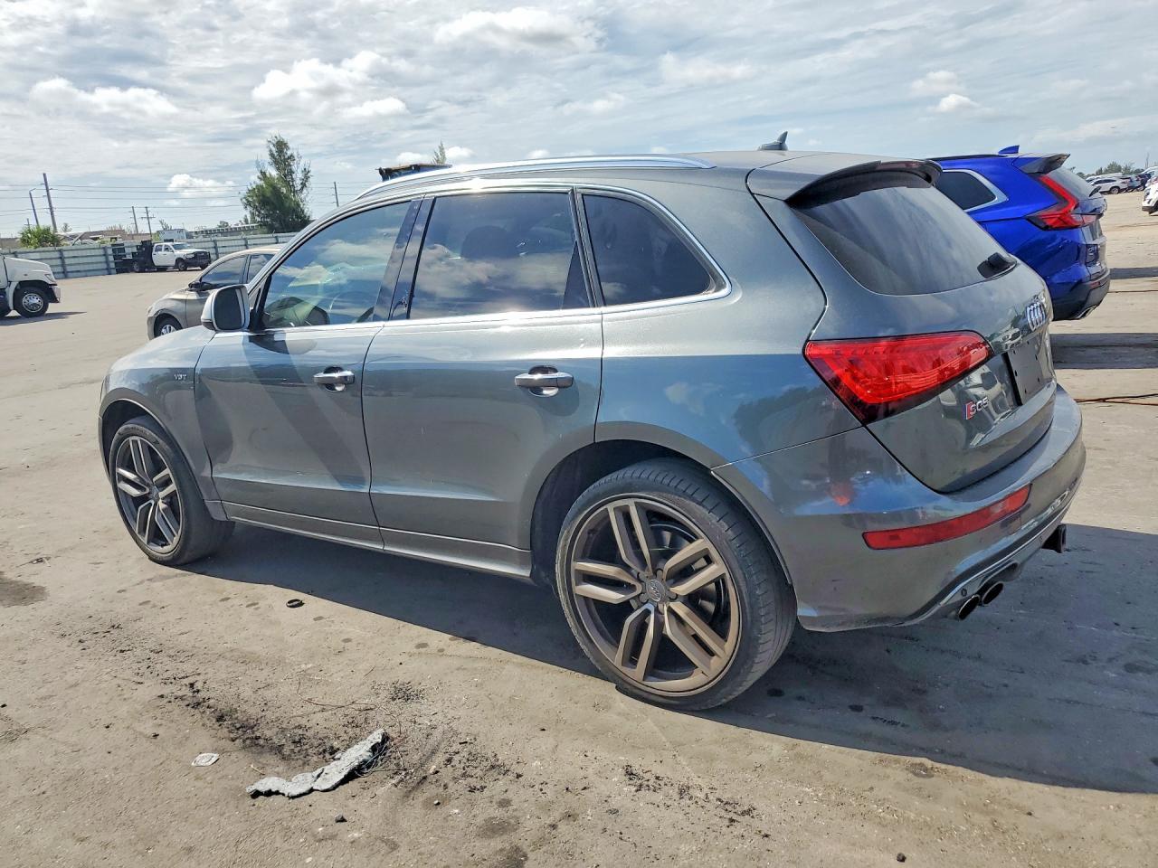2015 AUDI SQ5 — фото 2