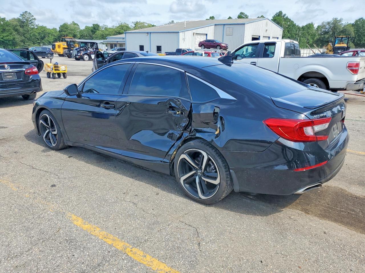 2022 HONDA ACCORD — фото 2
