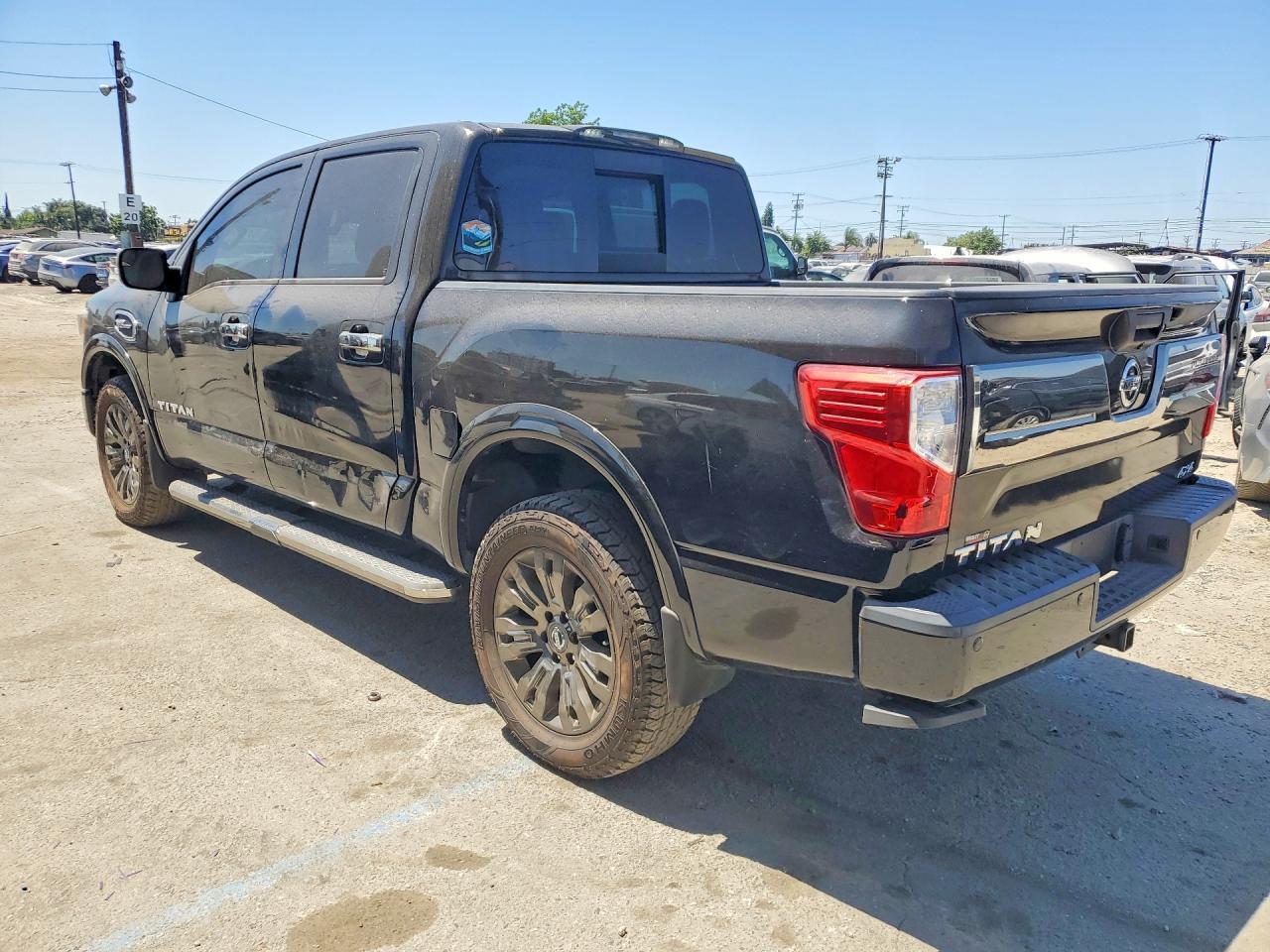 2017 NISSAN TITAN — фото 2