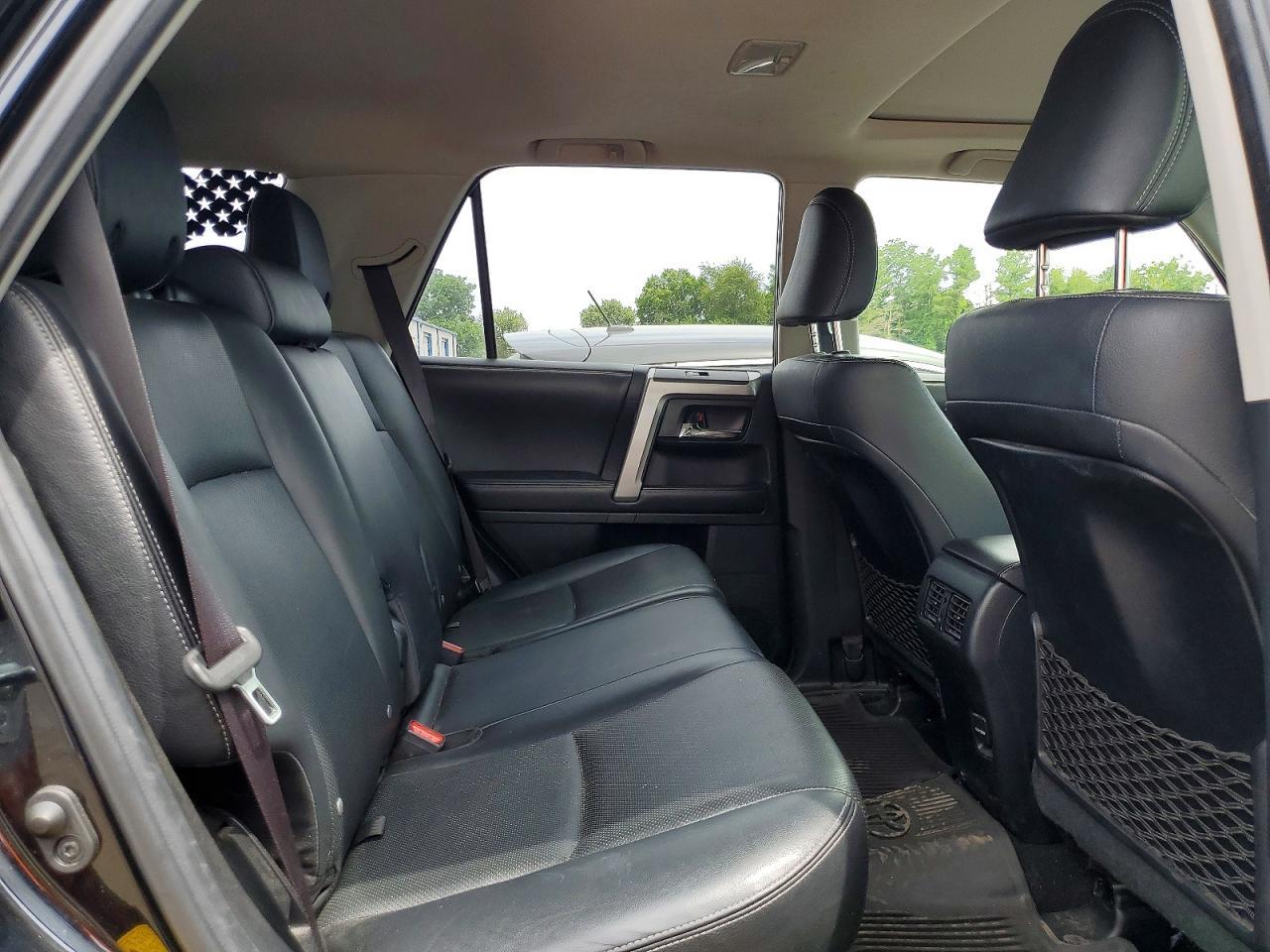 2019 TOYOTA 4RUNNER — фото 11