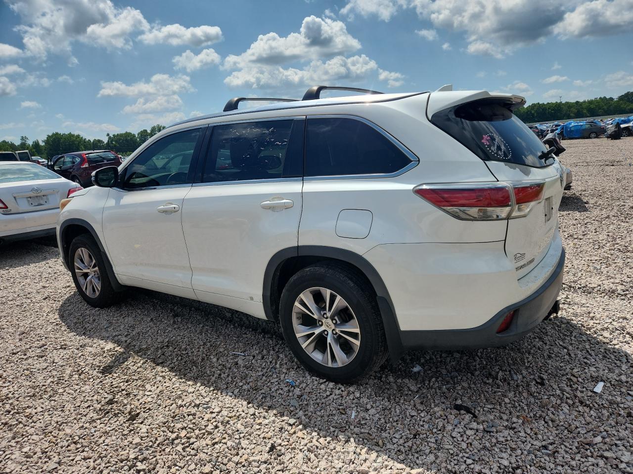 2015 TOYOTA HIGHLANDER — фото 2