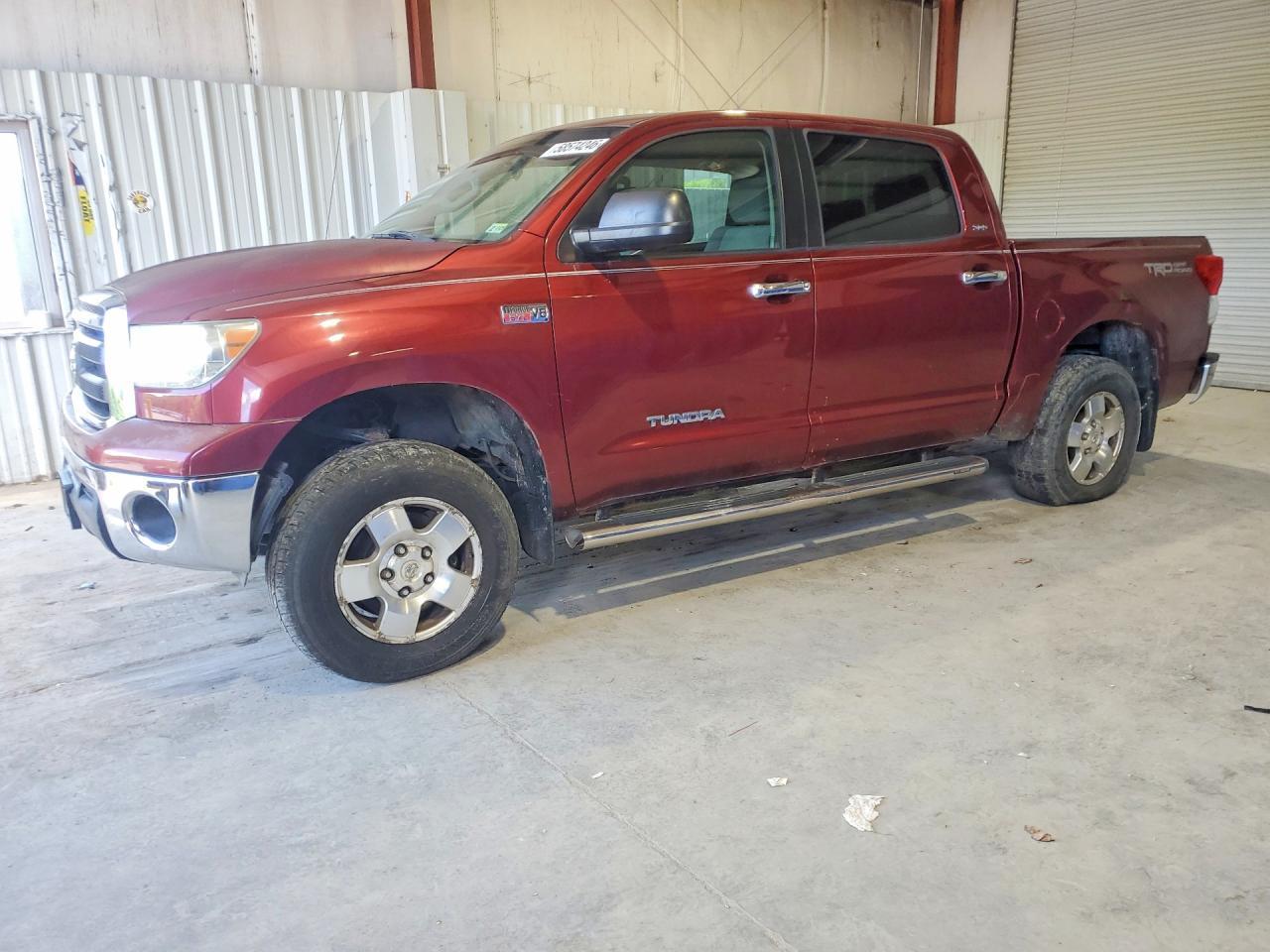2010 TOYOTA TUNDRA — фото 1