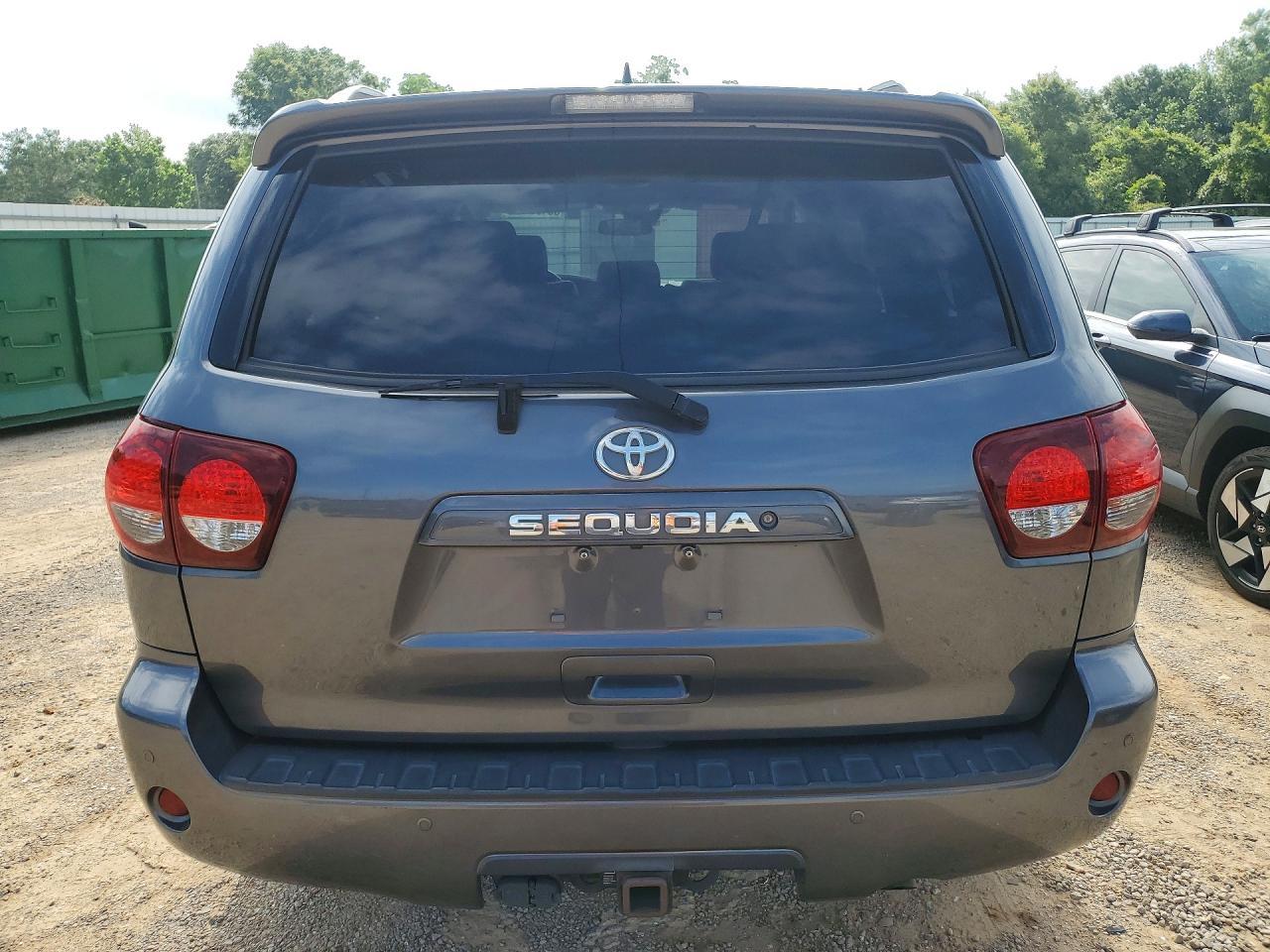 2019 TOYOTA SEQUOIA — фото 6