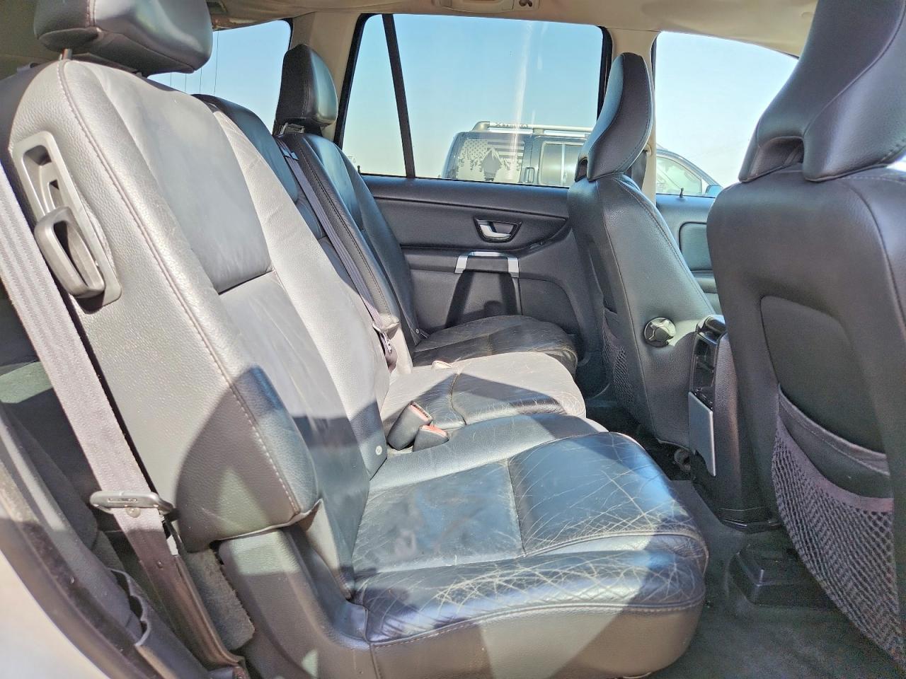 2013 VOLVO XC90 — фото 11