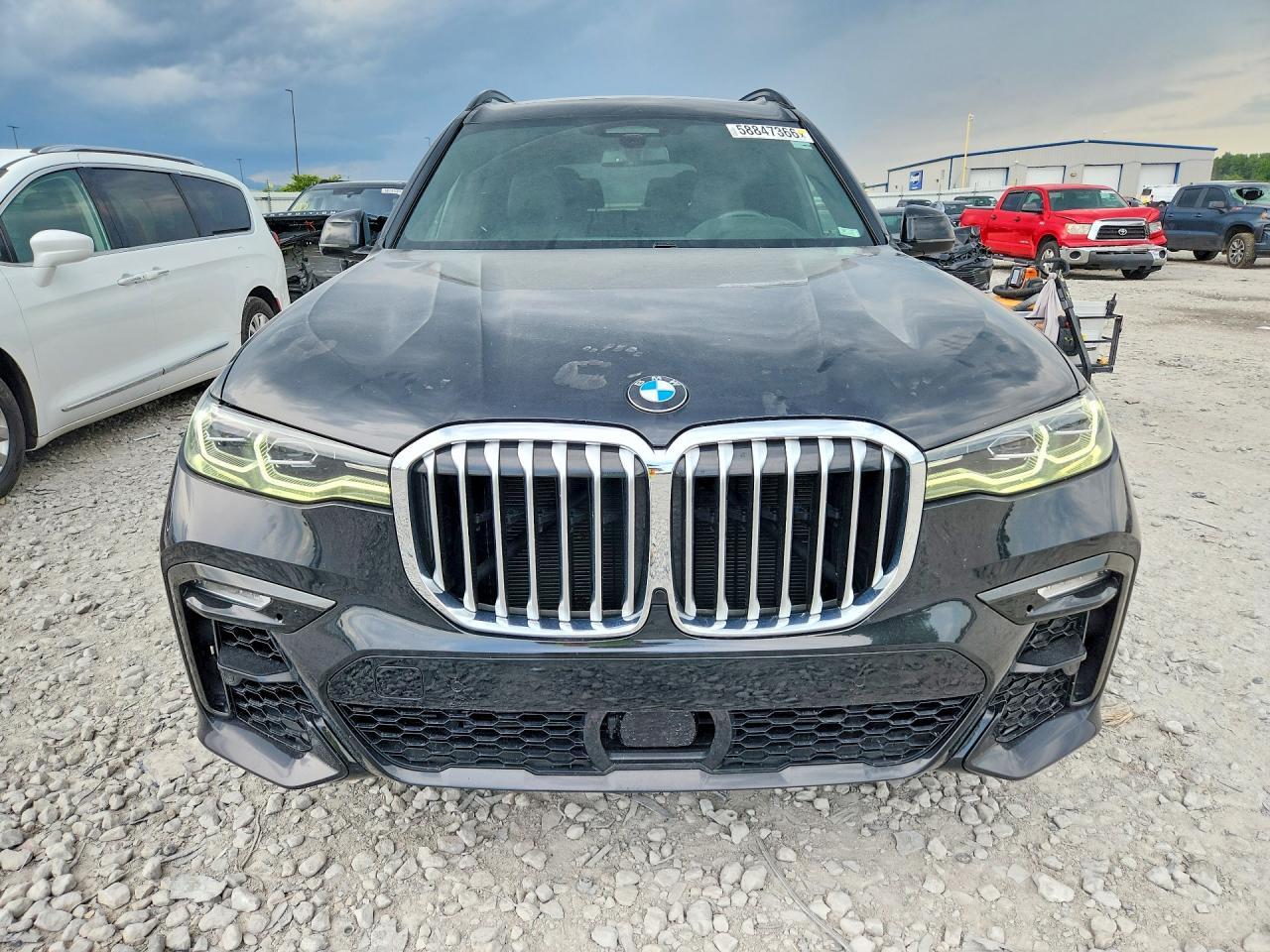 2020 BMW X7 — фото 5