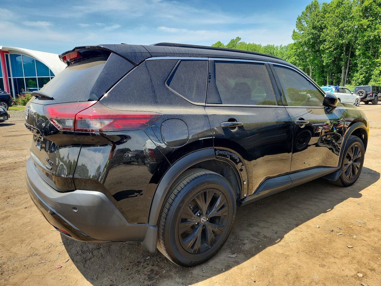NISSAN ROGUE