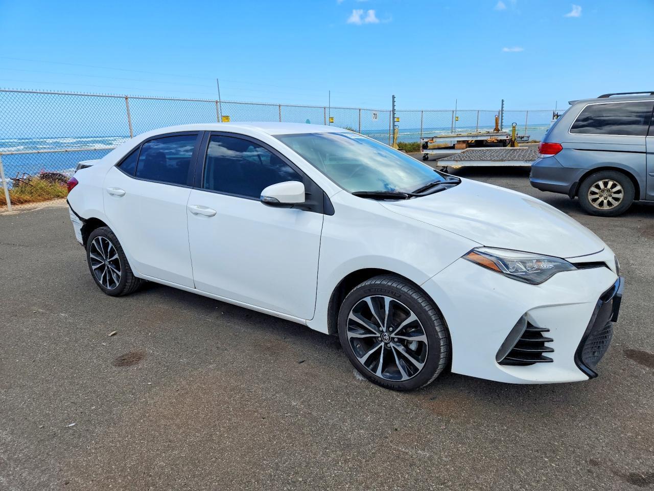 2019 TOYOTA COROLLA — фото 4