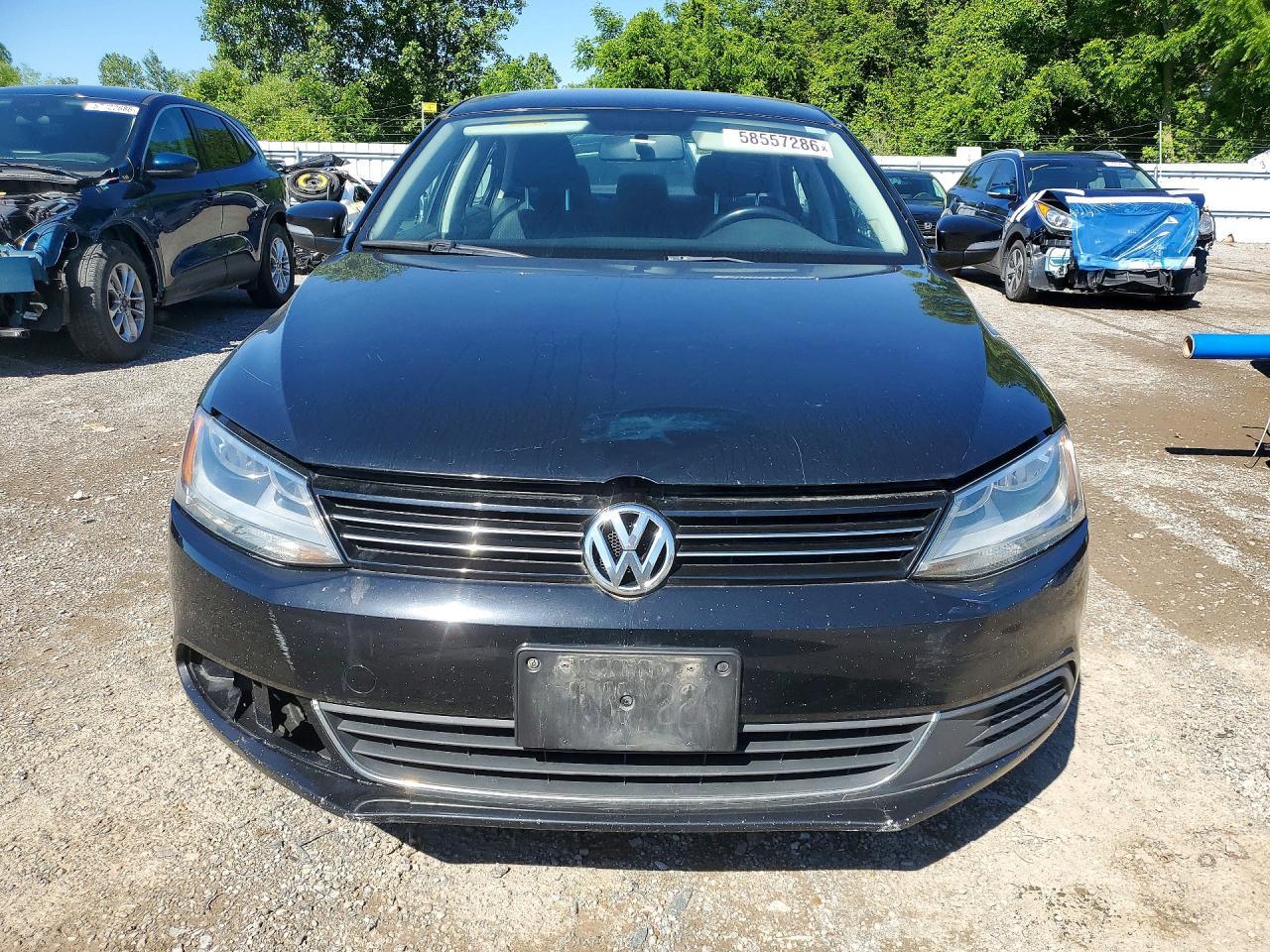 2011 VOLKSWAGEN JETTA — фото 5