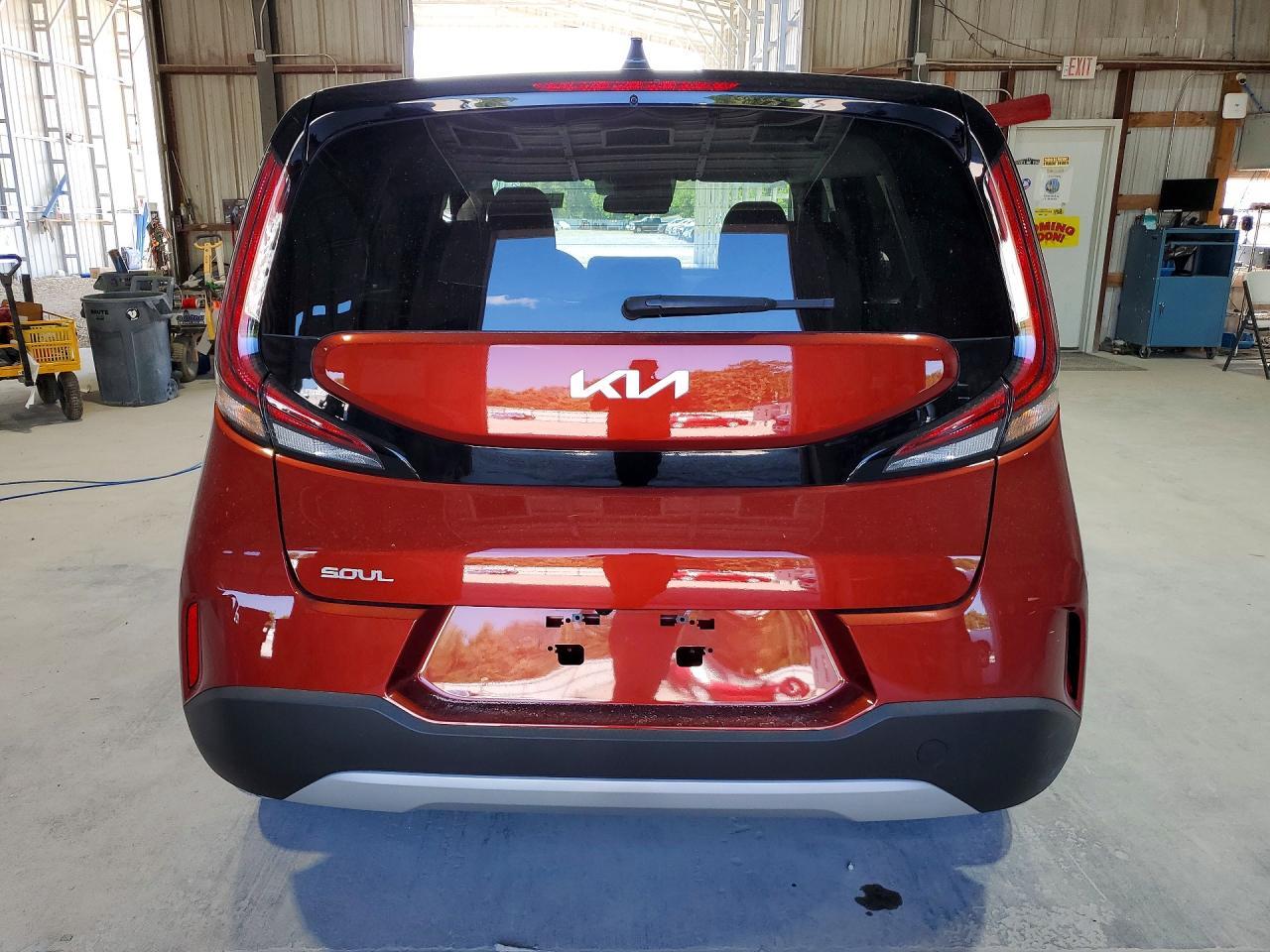 2025 KIA SOUL — фото 6