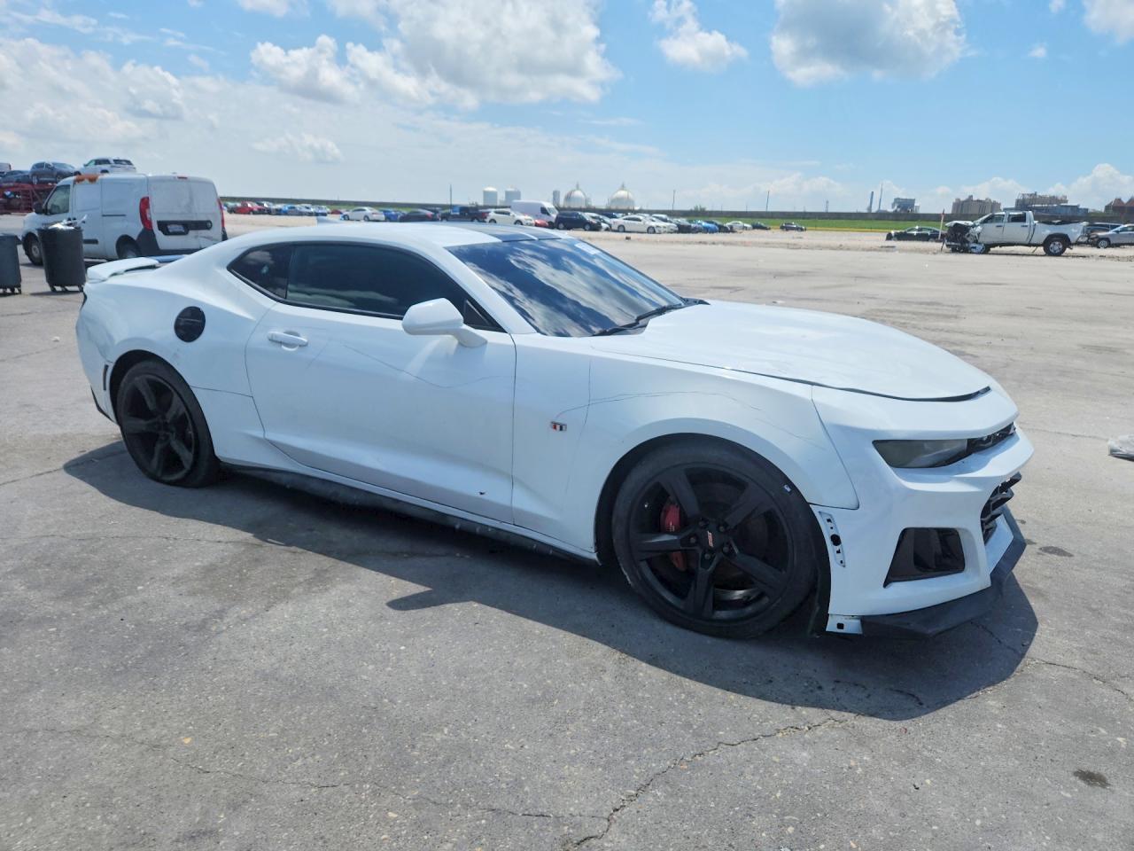 2017 CHEVROLET CAMARO — фото 4