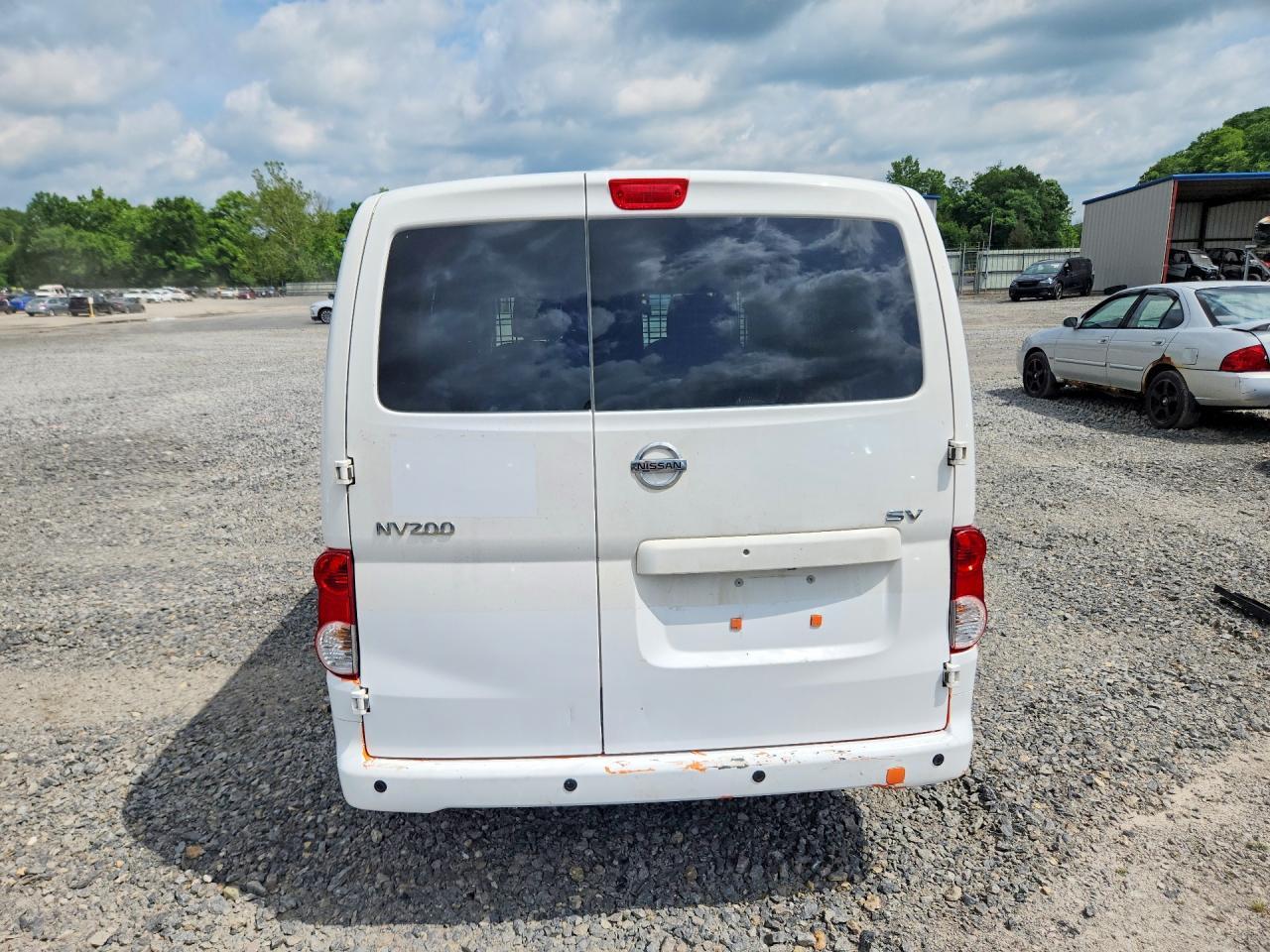2021 NISSAN NV200 — фото 6