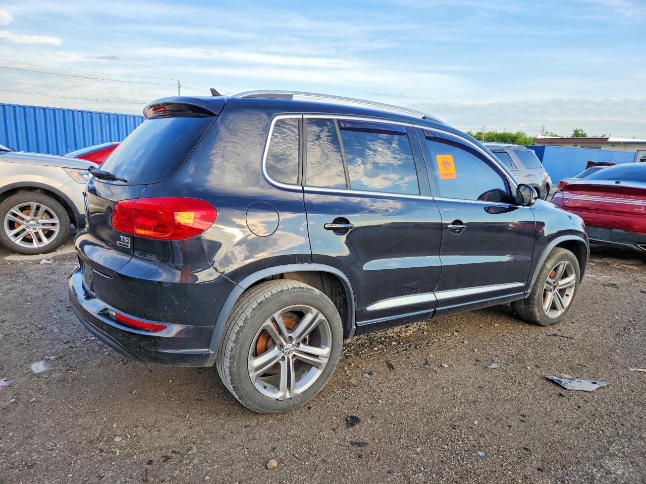 2017 VOLKSWAGEN TIGUAN — фото 3