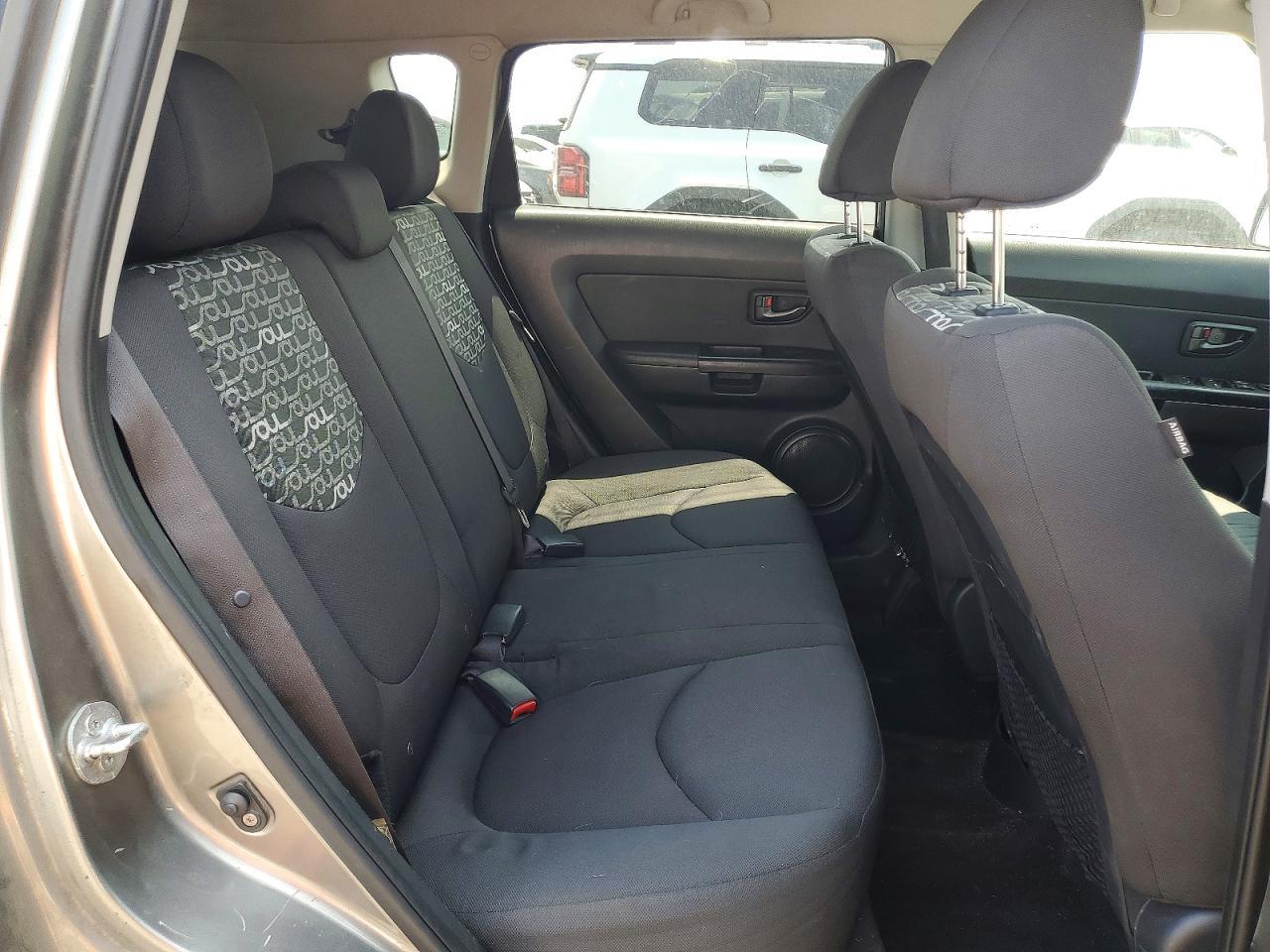 2011 KIA SOUL — фото 10