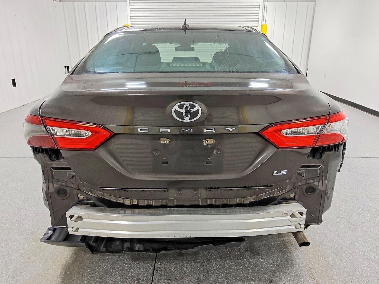 2019 TOYOTA CAMRY — фото 6