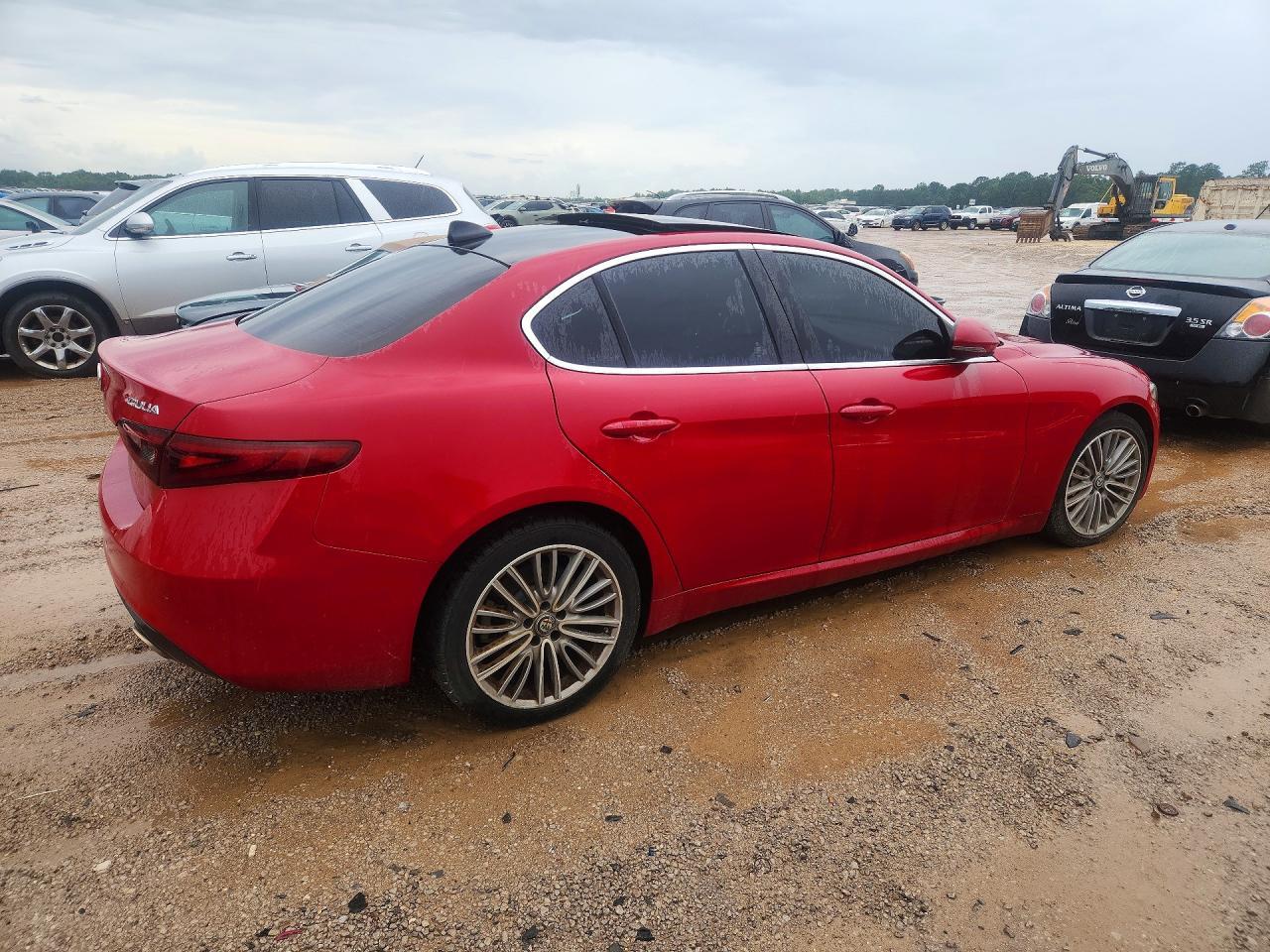 2017 ALFA ROMEO GIULIA — фото 3
