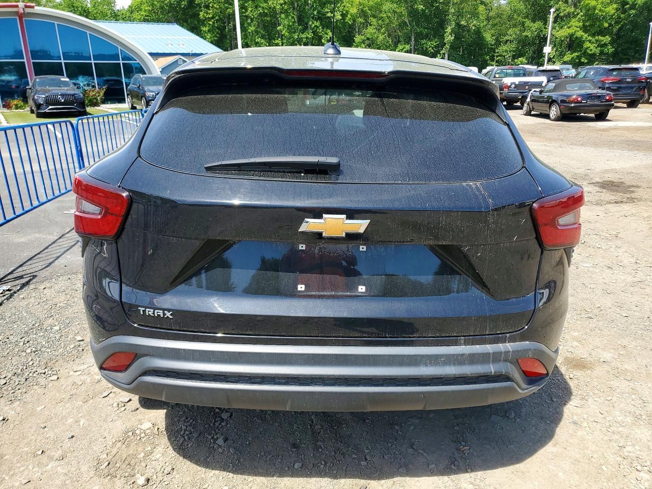 2025 CHEVROLET TRAX — фото 6