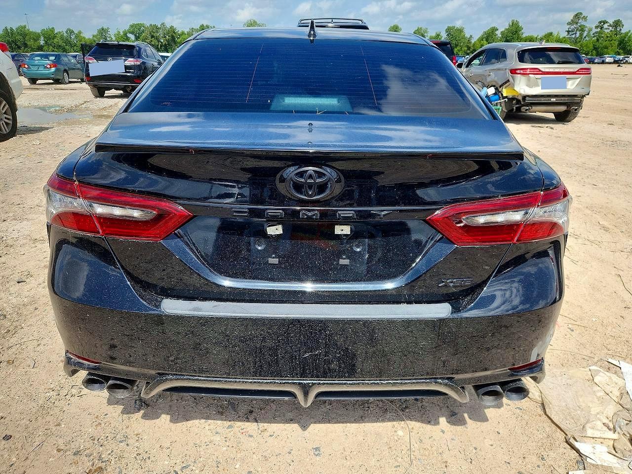 TOYOTA CAMRY