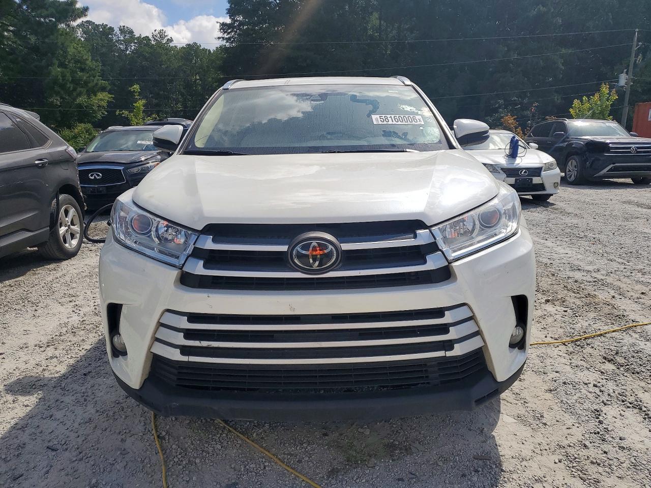2019 TOYOTA HIGHLANDER — фото 5