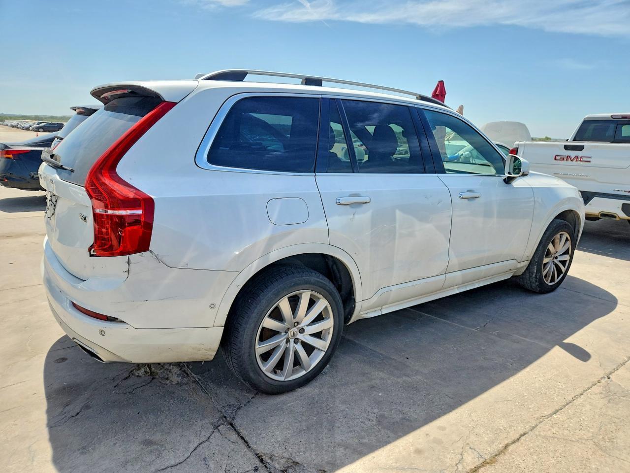 2018 VOLVO XC90 — фото 3