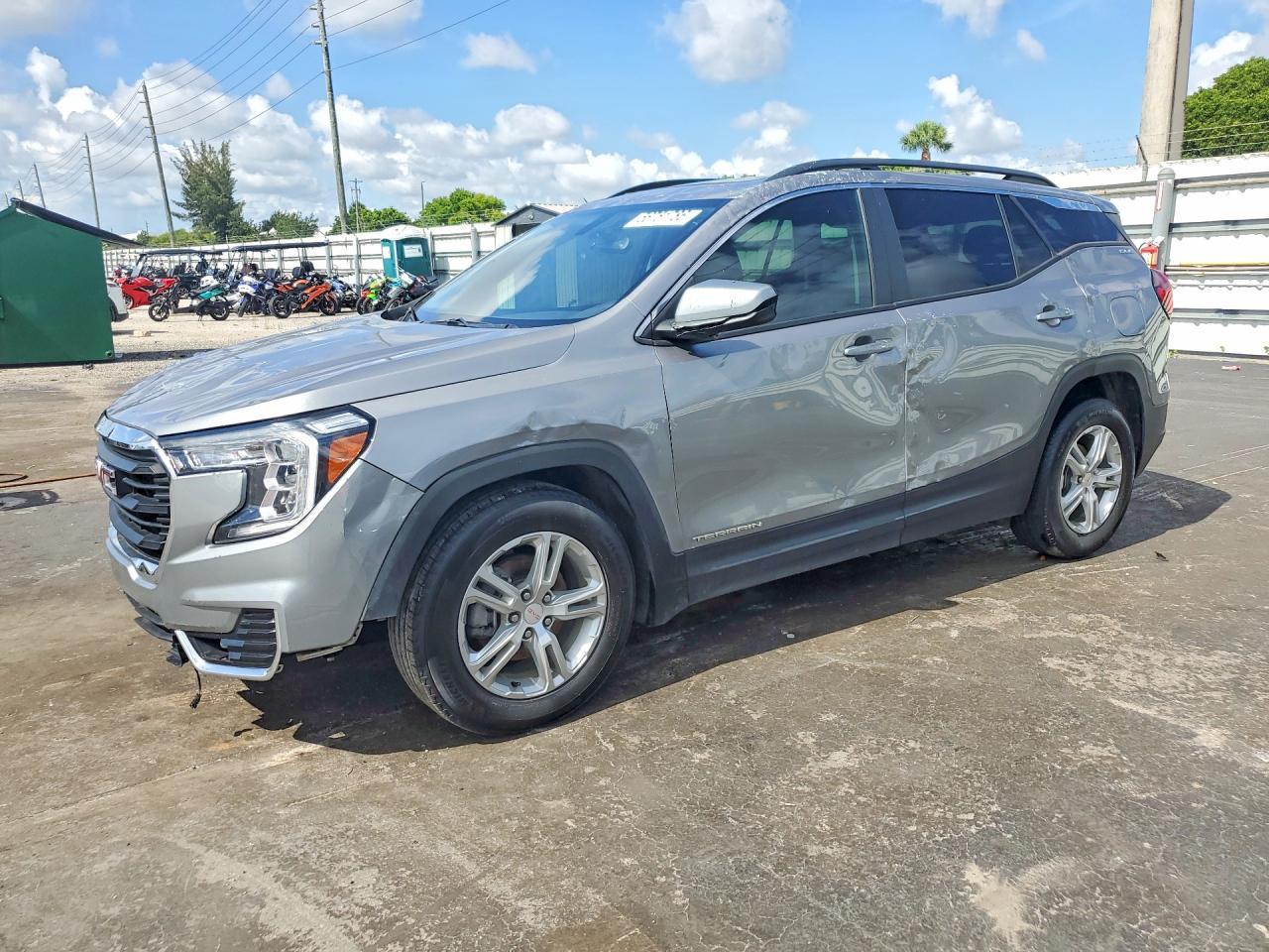 2023 GMC TERRAIN — фото 1