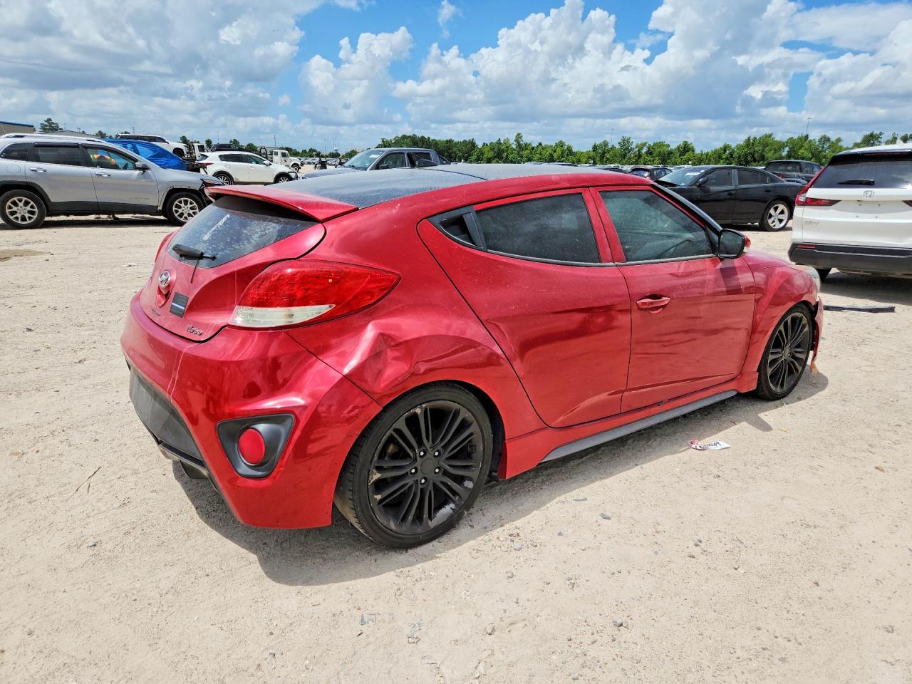 2016 HYUNDAI VELOSTER — фото 3