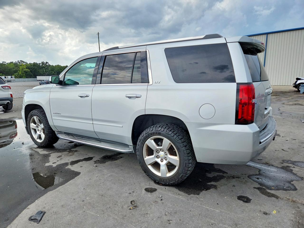 2015 CHEVROLET TAHOE — фото 2