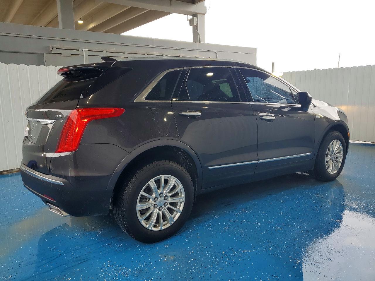 2017 CADILLAC XT5 — фото 3