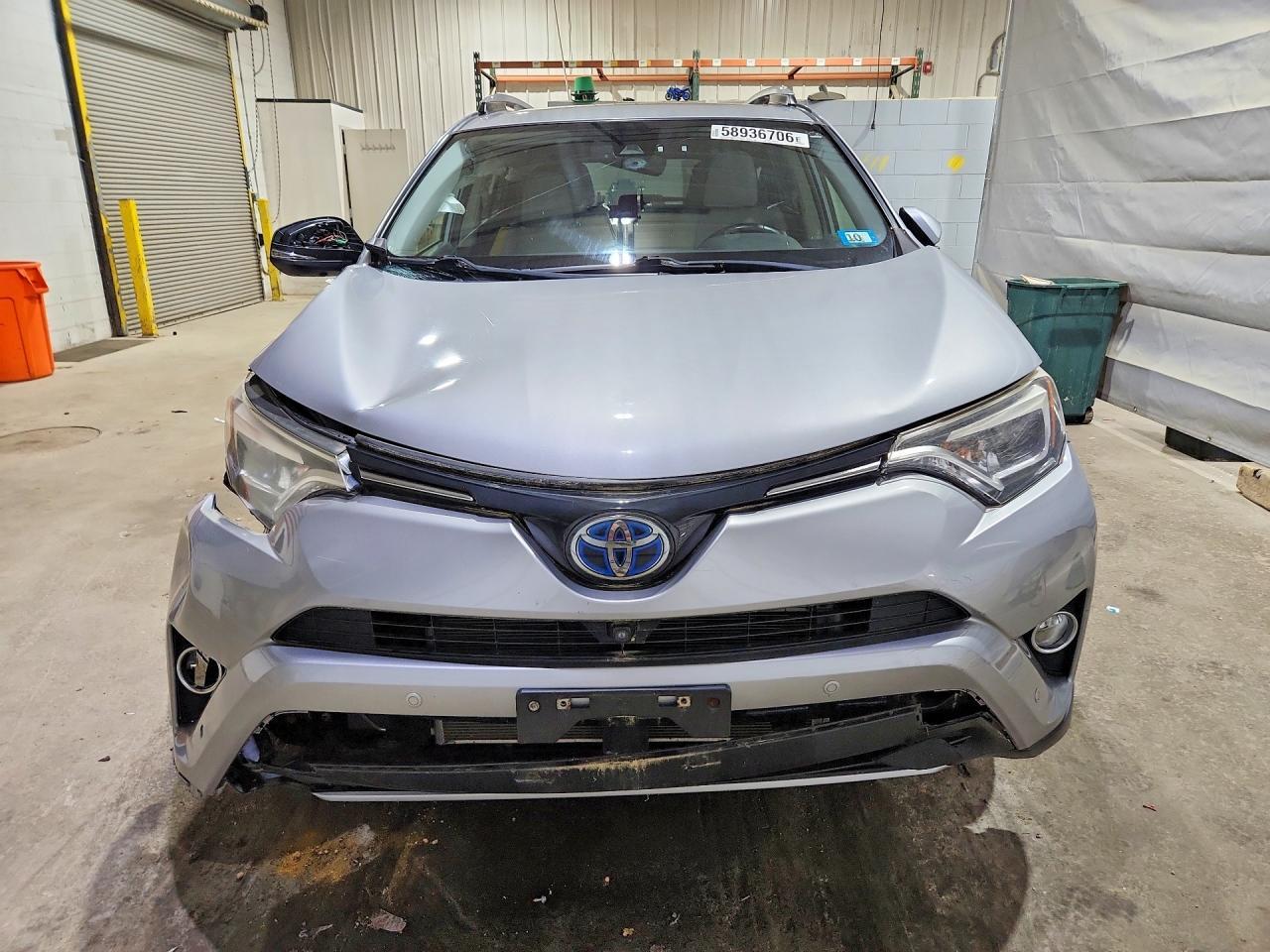 2018 TOYOTA RAV4 HYBRID — фото 5